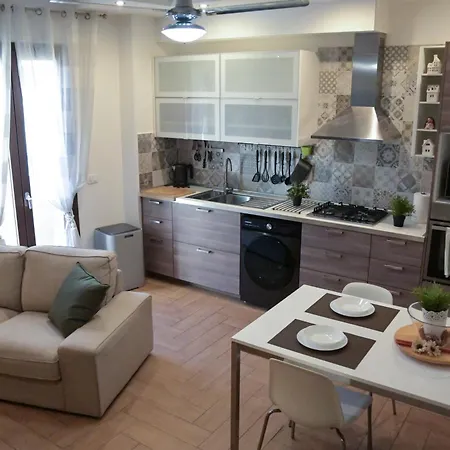Giorgia House *