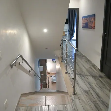 Giorgia House